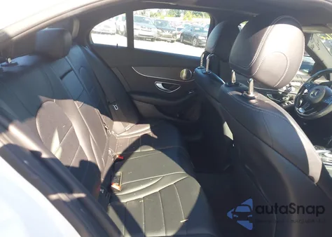 2016 Mercedes-Benz C 300 Sport 4Matic из США, поврежденный, VIN 55SWF4KBXGU104052